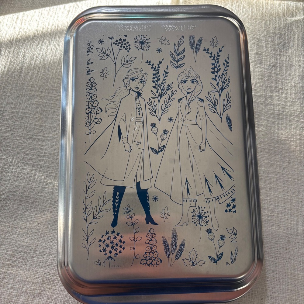 Nordic Ware Disney Frozen 2 Aluminum Cake Pan with Lid Anna Elsa Silver Blue